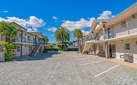 Silver Fern Rotorua Suites & Spa